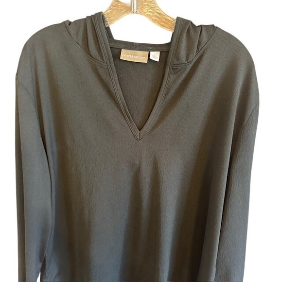 Croft & Barrow Women's Black V-Neck‎ Long Sleeve Hooded Tunic Shirt LG - Picture 2 of 7